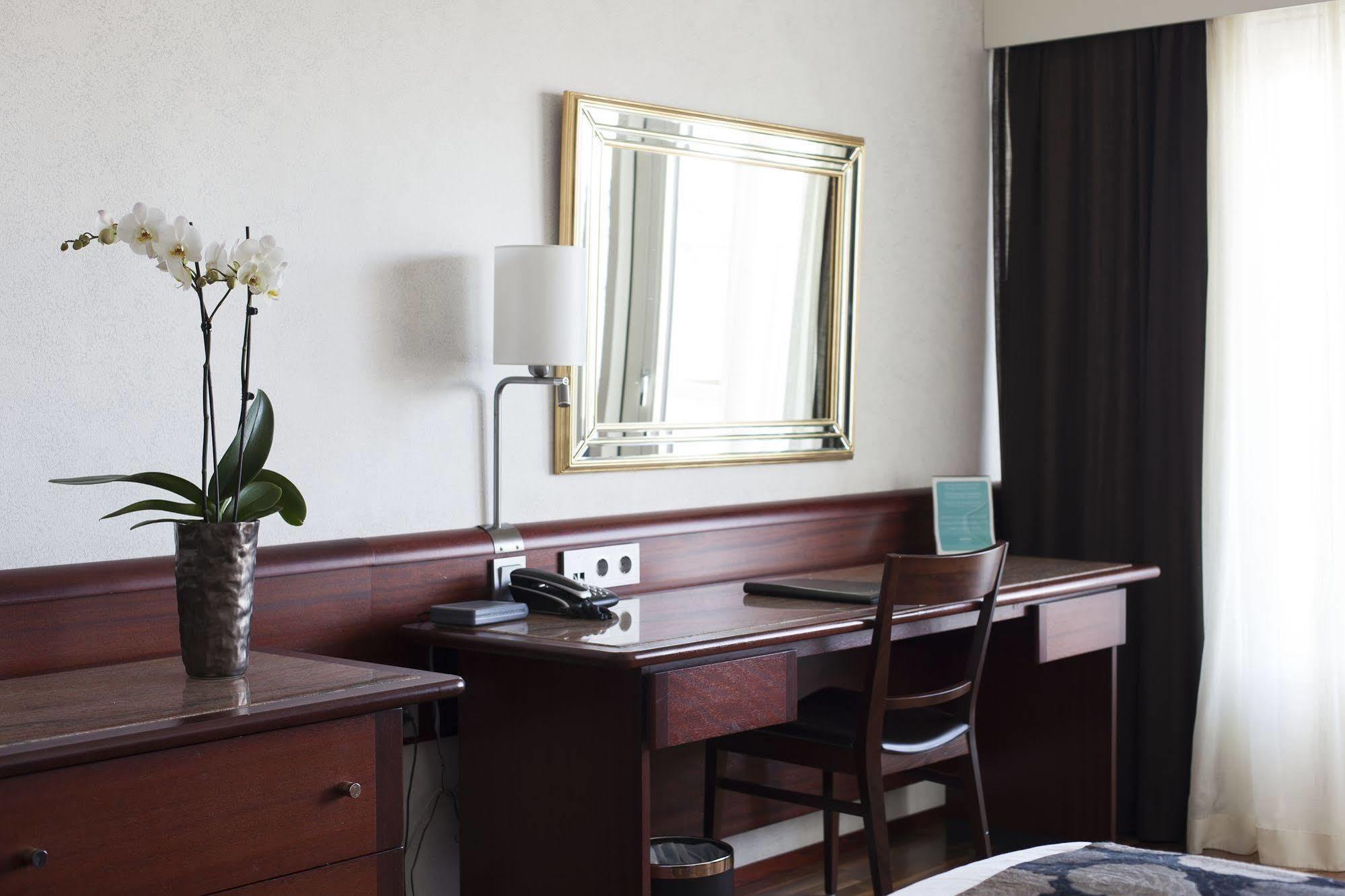 Hotel Arkipelag มารีฮามน์ ภายนอก รูปภาพ