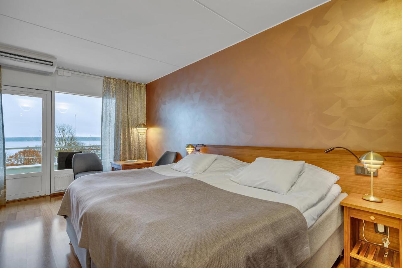 Hotel Arkipelag มารีฮามน์ ภายนอก รูปภาพ